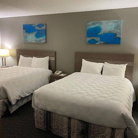 Travelodge By Wyndham غراند براري المظهر الخارجي الصورة