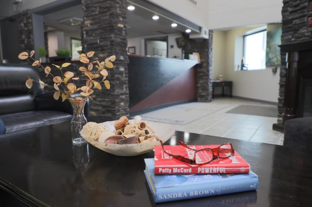 Travelodge By Wyndham غراند براري المظهر الخارجي الصورة