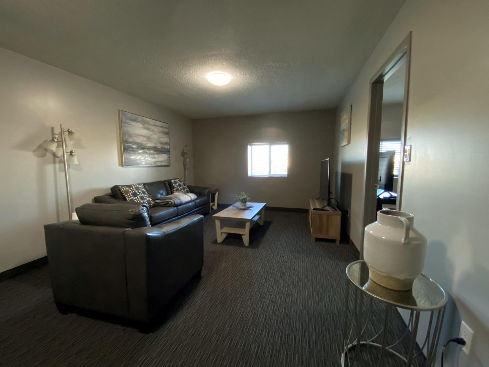 Travelodge By Wyndham غراند براري المظهر الخارجي الصورة